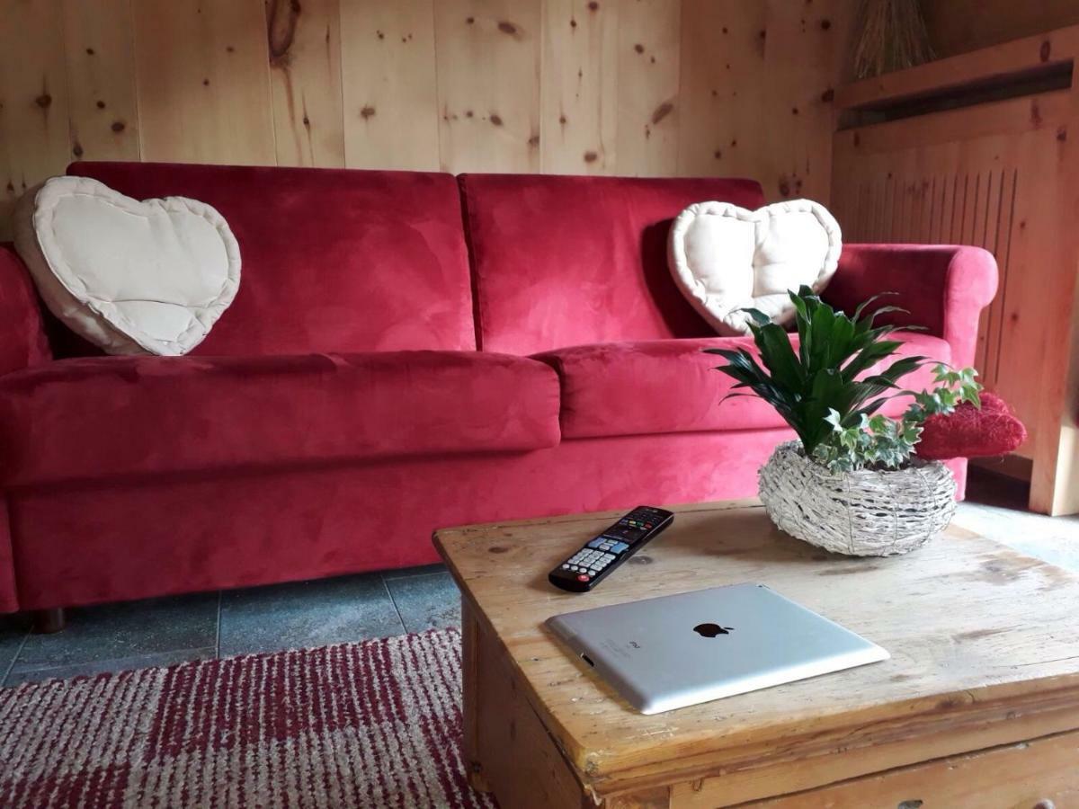 Apartamento Al Bait Del Legn Bormio Exterior foto